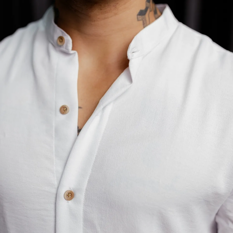 Kit Masculino Estiloso Short Linho E Camisa Gola Premium ( Compre Uma Camiseta e Ganhe um Short Grátis