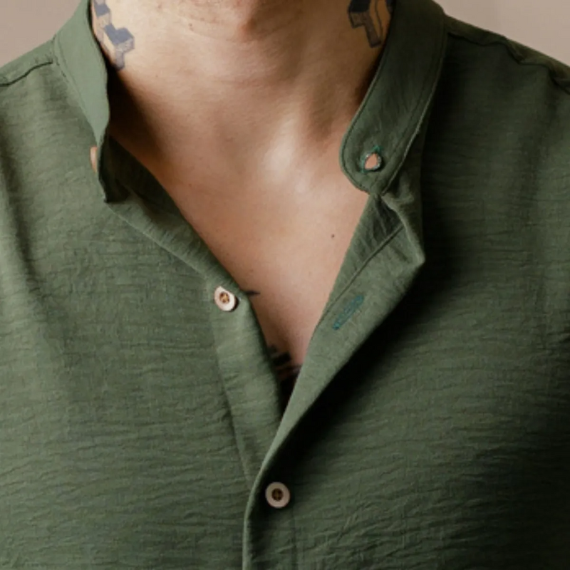 Kit Masculino Estiloso Short Linho E Camisa Gola Premium ( Compre Uma Camiseta e Ganhe um Short Grátis